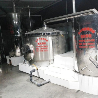 開(kāi)家小型釀酒設(shè)備廠賺錢(qián) 開(kāi)一個(gè)小酒坊投入多 少